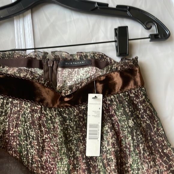 Elie Tahari Raven silk skirt size 4 - Picture 9 of 9